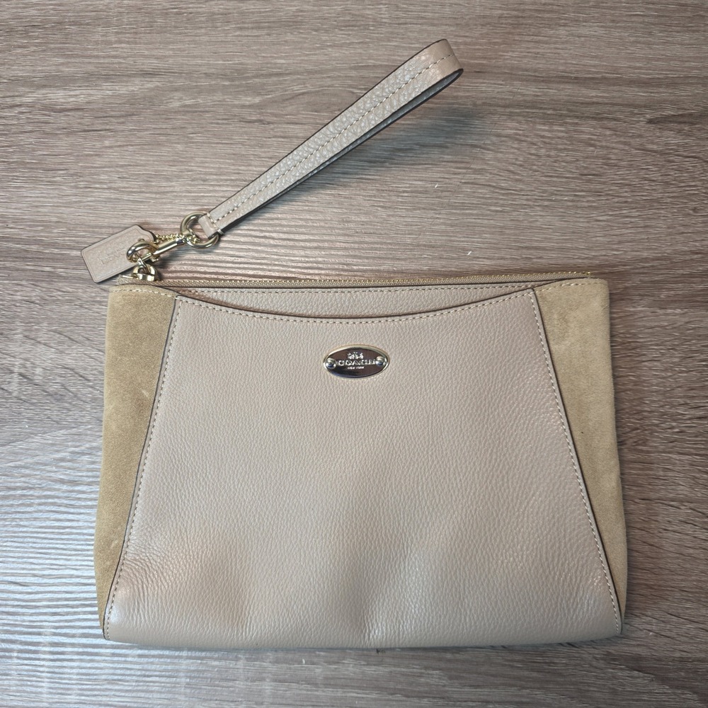 Coach Beige Pebbled Leather and Suede Wristlet Clutch Gold Hardware Bag